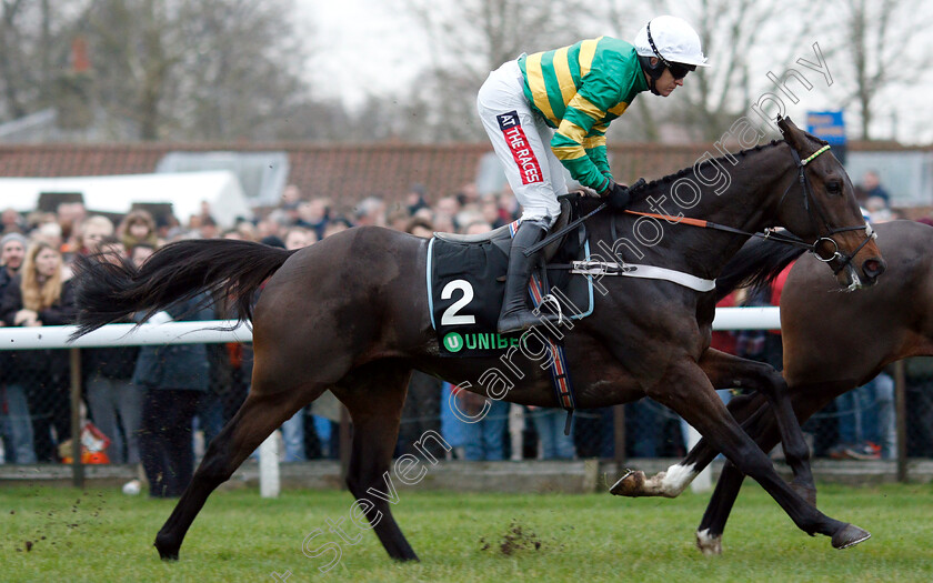 Buveur-D Air-0003 
 BUVEUR D'AIR (Barry Geraghty) 
Kempton 26 Dec 2018 - Pic Steven Cargill / Racingfotos.com