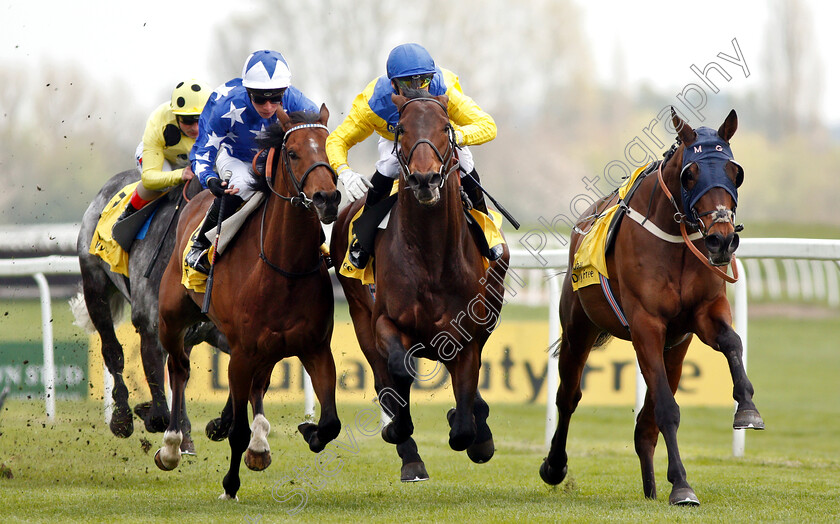 Marmelo-0006 
 MARMELO (centre, Gerald Mosse) beats ASPETAR (left) in The Dubai Duty Free John Porter Stakes
Newbury 13 Apr 2019 - Pic Steven Cargill / Racingfotos.com