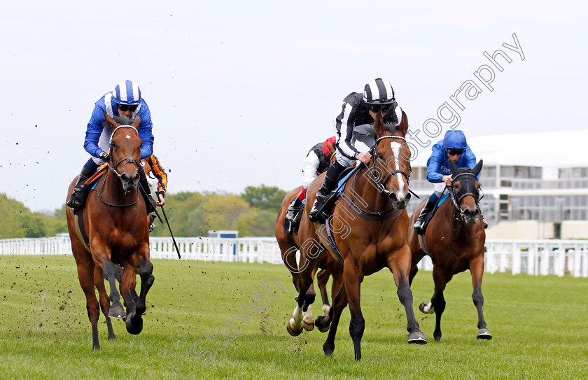 Grande-Dame-0003 
 GRANDE DAME (Ryan Moore) beats MUKADDAMAH (left) in The Naas Racecourse Royal Ascot Trials Day British EBF Fillies Stakes
Ascot 27 Apr 2022 - Pic Steven Cargill / Racingfotos.com