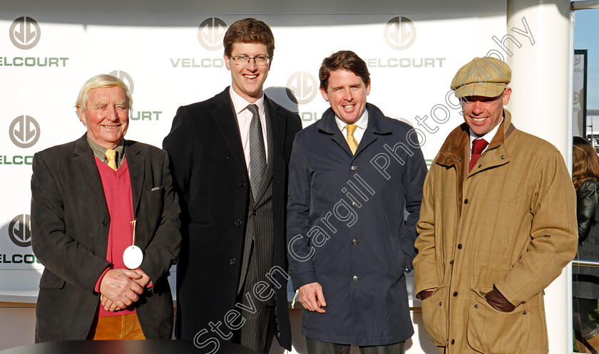 Melrose-Boy-0009 
 winners group after The Velcourt Conditional Jockeys Handicap Hurdle Cheltenham 19 Nov 2017 - Pic Steven Cargill / Racingfotos.com