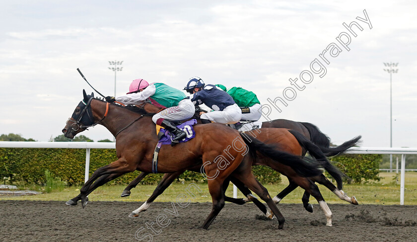 Upscale-0001 
 UPSCALE (Oisin Murphy) wins The Unibet Support Safe Gambling Novice Stakes Div1
Kempton 28 Aug 2024 - Pic Steven Cargill / Racingfotos.com