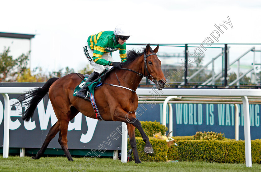 Fakir-D Oudairies-0002 
 FAKIR D'OUDAIRIES (Mark Walsh) wins The Marsh Chase
Aintree 8 Apr 2022 - Pic Steven Cargill / Racingfotos.com