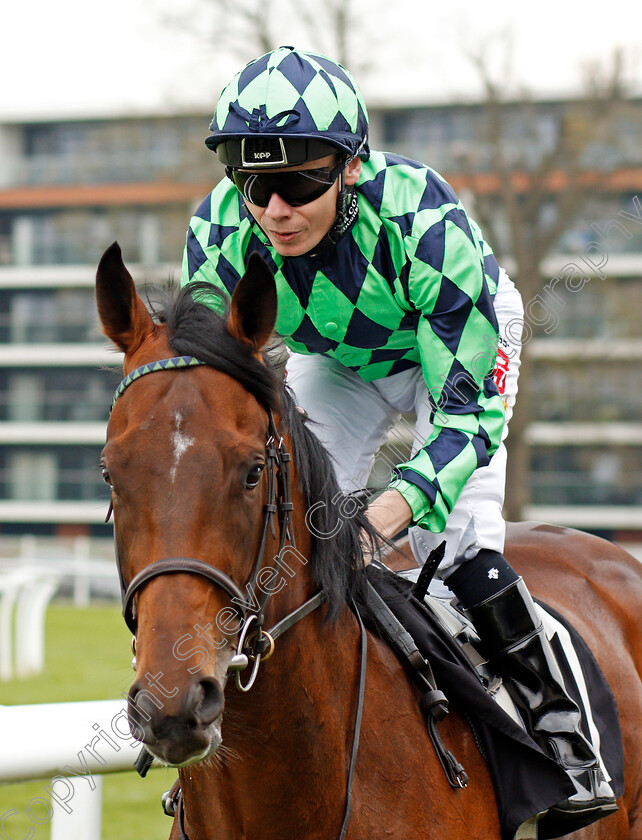 Coolongolook-0001 
 COOLONGOLOOK (Jamie Spencer) Newbury 21 Apr 2018 - Pic Steven Cargill / Racingfotos.com