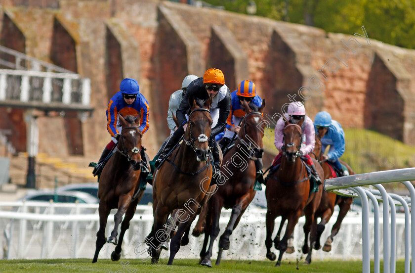 Quenelle-d Or-0002 
 QUENELLE D'OR (James Doyle) leads the field the Weatherbys ePassport Cheshire Oaks beneath the city walls
Chester 5 May 2021 - Pic Steven Cargill / Racingfotos.com