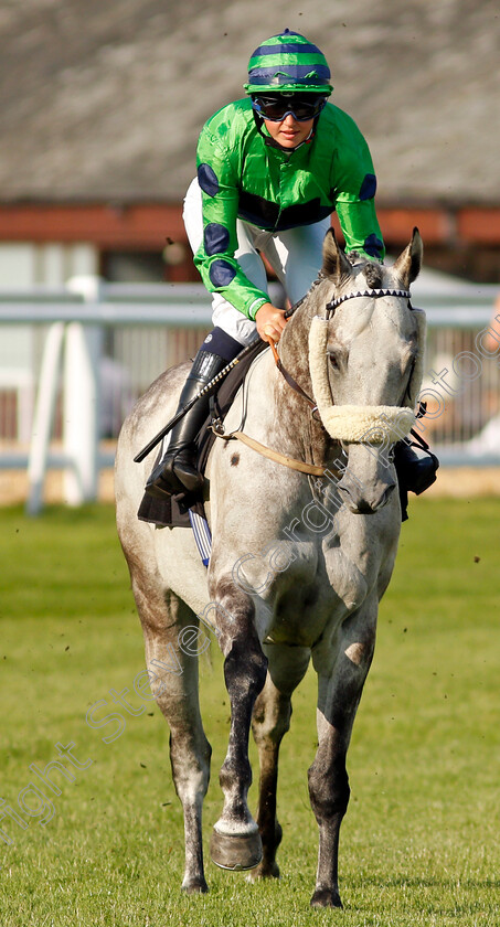 Makambe-0001 
 MAKAMBE (Minty Bloss)
Newbury 22 Jul 2021 - Pic Steven Cargill / Racingfotos.com