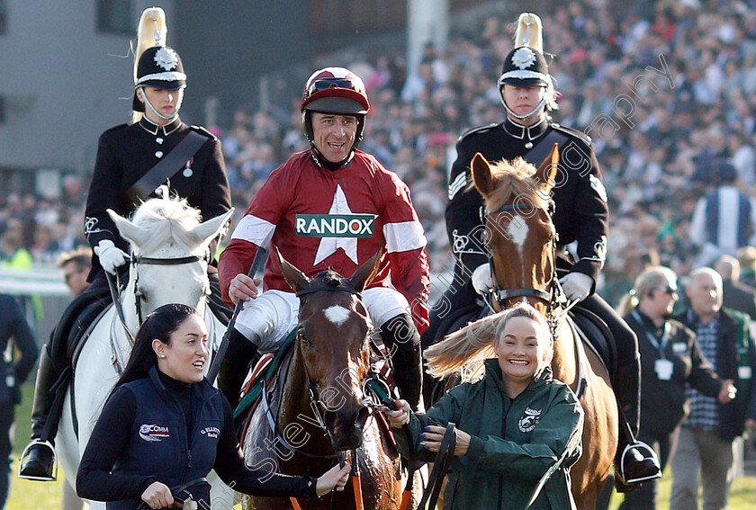 Tiger-Roll-0014 
 TIGER ROLL (Davy Russell) after The Randox Health Grand National 
Aintree 6 Apr 2019 - Pic Steven Cargill / Racingfotos.com