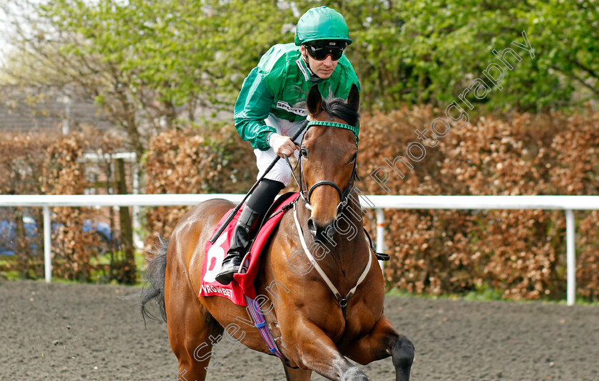 Ethandun-0001 
 ETHANDUN (Charles Bishop)
Kempton 6 Apr 2024 - Pic Steven Cargill / Racingfotos.com