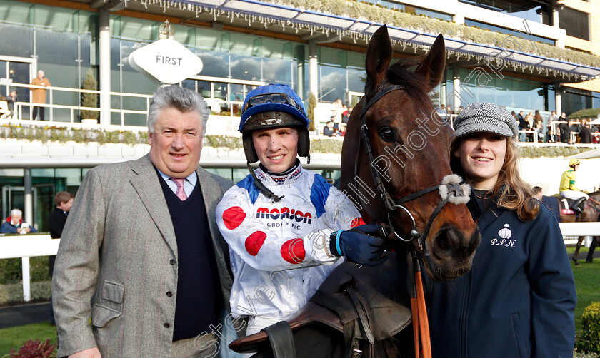 Casko-D Airy-0009 
 CASKO D'AIRY (Harry Cobden) with Paul Nicholls after The Foundation Developments Novices Handicap Hurdle
Ascot 22 Dec 2018 - Pic Steven Cargill / Racingfotos.com