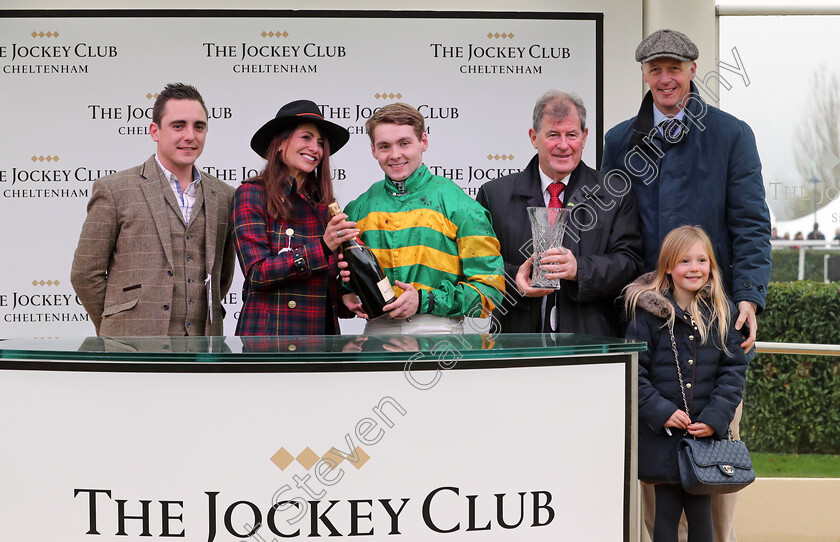 Duc-De-Beauchene-0004 
 Presentation to J P McManus, David Pipe and Jonjo O'Neill Jr for The Cheltenham CLub Conditional Jockeys Handicap Hurdle
Cheltenham 17 Nov 2019 - Pic Steven Cargill / Racingfotos.com