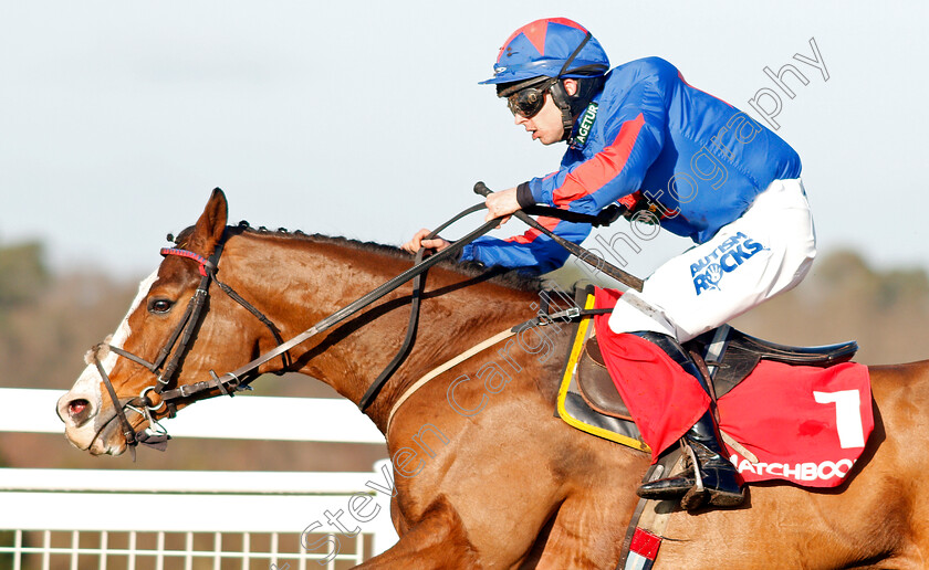 Townshend-0004 
 TOWNSHEND (Jamie Nield) wins The Matchbook Amateur Riders Handicap Chase
Ascot 18 Jan 2020 - Pic Steven Cargill / Racingfotos.com