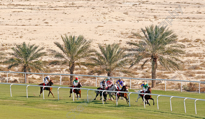 Bahrain-0002 
 Turning for home 
Bahrain 22 Nov 2019 - Pic Steven Cargill / Racingfotos.com