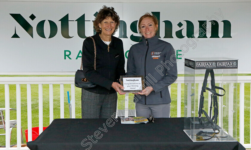 Bobby-Dassler-0008 
 Presentation for The Racing TV Profits Returned To Racing Handicap
Nottingham 30 May 2023 - Pic Steven Cargill / Racingfotos.com