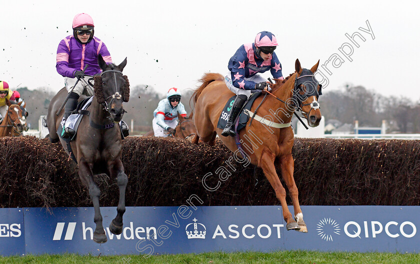 Cobolobo-and-Le-Breuil-0002 
 COBOLOBO (left, Jonjo O'Neill) with LE BREUIL (right, Luca Morgan)
Ascot 22 Jan 2022 - Pic Steven Cargill / Racingfotos.com