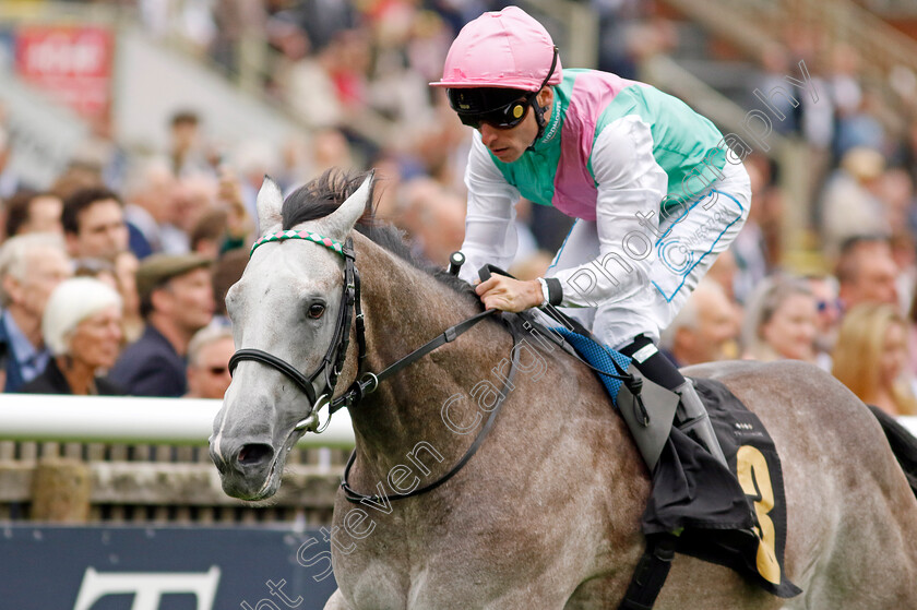 Field-Of-Gold-0001 
 FIELD OF GOLD (Kieran Shoemark) wins The Weatherbys British EBF Maiden Stakes
Newmarket 12 Jul 2024 - pic Steven Cargill / Racingfotos.com