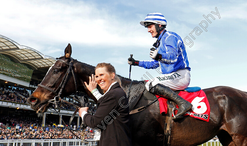 Penhill-0009 
 PENHILL (Paul Townend) after The Sun Bets Stayers Hurdle Cheltenham 15 Mar 2018 - Pic Steven Cargill / Racingfotos.com