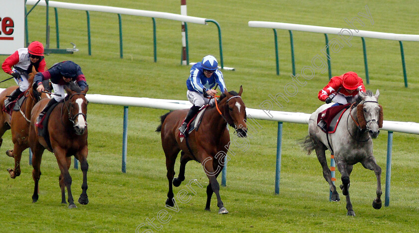 Finniston-Farm-0001 
 FINNISTON FARM (centre, Richard Kingscote) beats RED FORCE ONE (right) in The Armstrong Family Handicap
Haydock 25 May 2019 - Pic Steven Cargill / Racingfotos.com