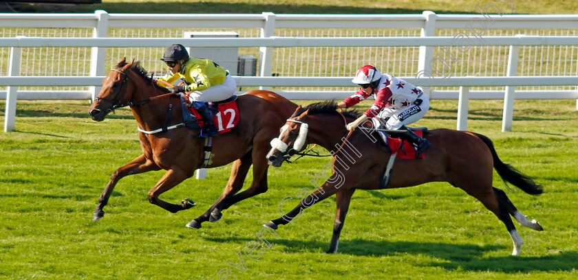 Gavi-Di-Gavi-0003 
 GAVI DI GAVI (Georgia King) beats ROMAN DYNASTY (right) in The Vintage Aquisitions Whisky Chaser Handicap
Sandown 7 Jul 2023 - Pic Steven Cargill / Racingfotos.com