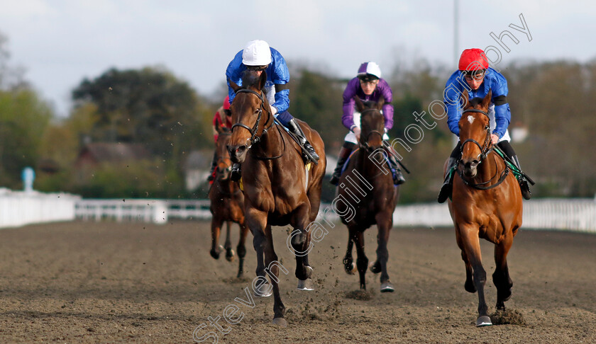 Sahara-Snow-0002 
 SAHARA SNOW (left, David Probert) beats WINTER SNOWFALL (right) in The Unibet Zero% Mission Fillies Novice Stakes
Kempton 3 Apr 2024 - Pic Steven Cargill / Racingfotos.com