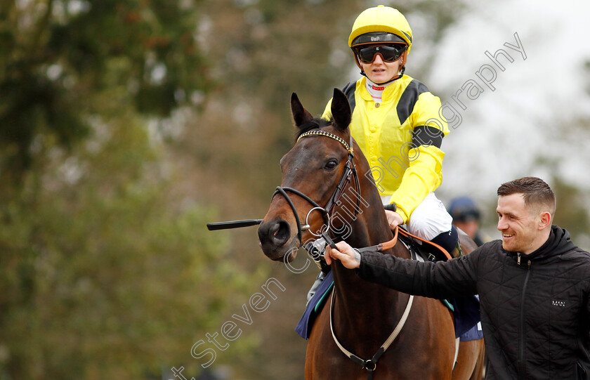 Sattwaa-0005 
 SATTWAA (Hollie Doyle) winner of The Free Digital Racecard At raceday-ready.com Fillies Handicap
Lingfield 4 Apr 2024 - Pic Steven Cargill / Racingfotos.com