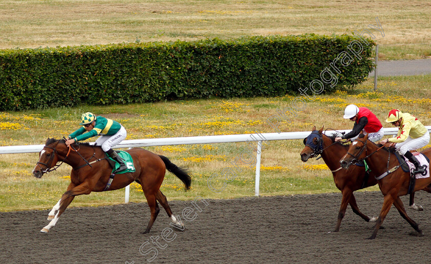 Quick-Breath-0002 
 QUICK BREATH (Tyler Saunders) wins The 100% Profits Boost At 32RedSport.com Handicap
Kempton 5 Jun 2019 - Pic Steven Cargill / Racingfotos.com