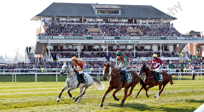 Ramses-De-Teillee-and-Vieux-Lion-Rouge-0001 
 RAMSES DE TEILLEE (left, David Noonan) with VIEUX LION ROUGE (centre, Tom Scudamore)
Aintree 6 Apr 2019 - Pic Steven Cargill / Racingfotos.com