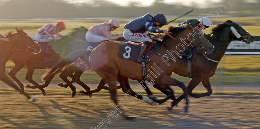 Island-Brave-0002 
 ISLAND BRAVE (centre, Luke Morris) beats ROYAL RESERVE (right) in The Betway Casino Handicap Lingfield 24 Feb 2018 - Pic Steven Cargill / Racingfotos.com