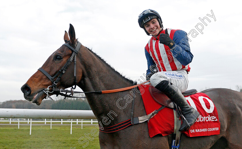 De-Rasher-Counter-0015 
 DE RASHER COUNTER (Ben Jones) after The Ladbrokes Trophy Handicap Chase
Newbury 30 Nov 2019 - Pic Steven Cargill / Racingfotos.com