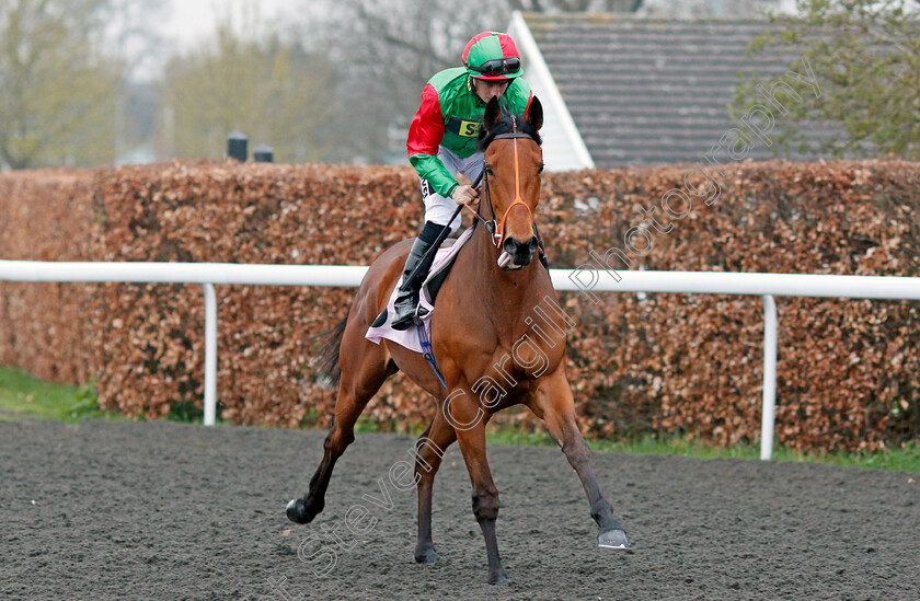 Scimitar-0001 
 SCIMITAR (Tom Marquand) Kempton 11 Apr 2018 - Pic Steven Cargill / Racingfotos.com