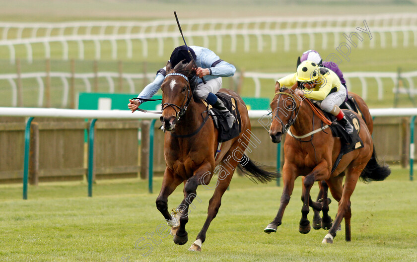 Cachet-0004 
 CACHET (William Buick) wins The Lanwades Stud Nell Gwyn Stakes
Newmarket 12 Apr 2022 - Pic Steven Cargill / Racingfotos.com