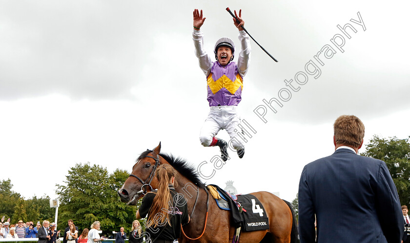 Kinross-0005 
 Frankie Dettori leaps from KINROSS after The World Pool Lennox Stakes
Goodwood 1 Aug 2023 - Pic Steven Cargill / Racingfotos.com