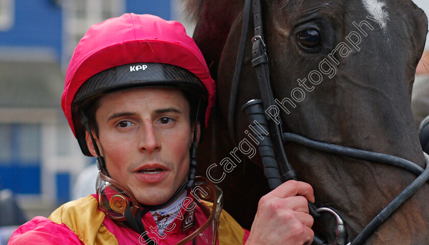 William-Buick-0004 
 William Buick after winning The Visit racingtv.com Handicap on KENTUCKY KITTEN
Leicester 12 Oct 2021 - Pic Steven Cargill / Racingfotos.com