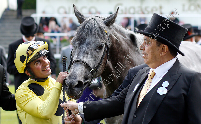 Defoe-0011 
 DEFOE (Andrea Atzeni) and Sheikh Obaid after The Hardwicke Stakes
Royal Ascot 22 Jun 2019 - Pic Steven Cargill / Racingfotos.com