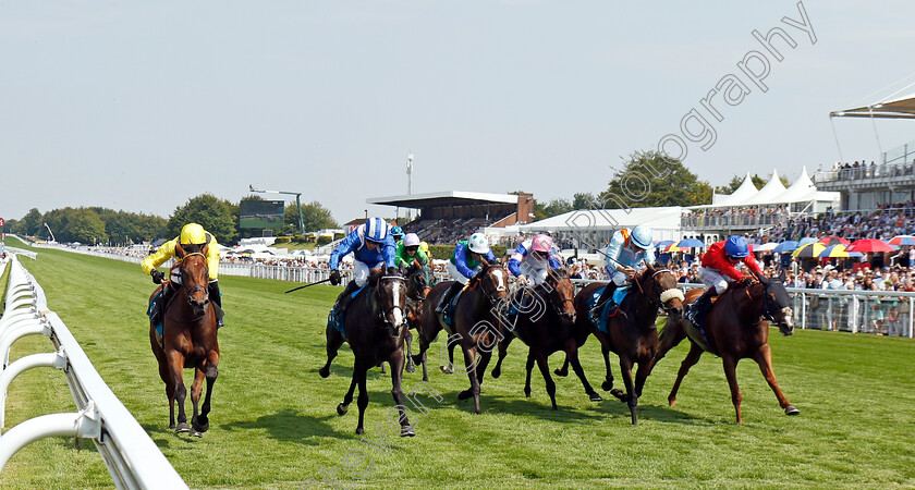 Raqiya-0003 
 RAQIYA (2nd left, Jim Crowley) beats JABAARA (left) in the Visit Qatar Oak Tree Stakes
Goodwood 31 Jul 2024 - Pic Steven Cargill / Racingfotos.com