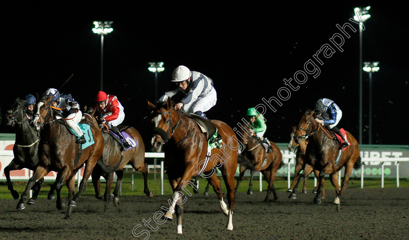 Earth-And-Sky-0002 
 EARTH AND SKY (Ben Curtis) wins The Join Racing TV Now Handicap
Kempton 27 Nov 2019 - Pic Steven Cargill / Racingfotos.com