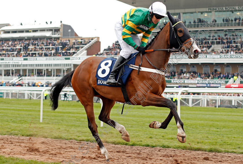 Apple s-Shakira-0001 
 APPLE'S SHAKIRA (Barry Geraghty) Aintree 12 Apr 2018 - Pic Steven Cargill / Racingfotos.com