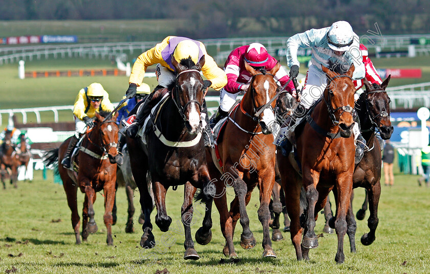 Summerville-Boy-0001 
 SUMMERVILLE BOY (right, Noel Fehily) beats KALASHNIKOV (left) in The Sky Bet Supreme Novices Hurdle Cheltenham 13 Mar 2018 - Pic Steven Carrgill / Racingfotos.com