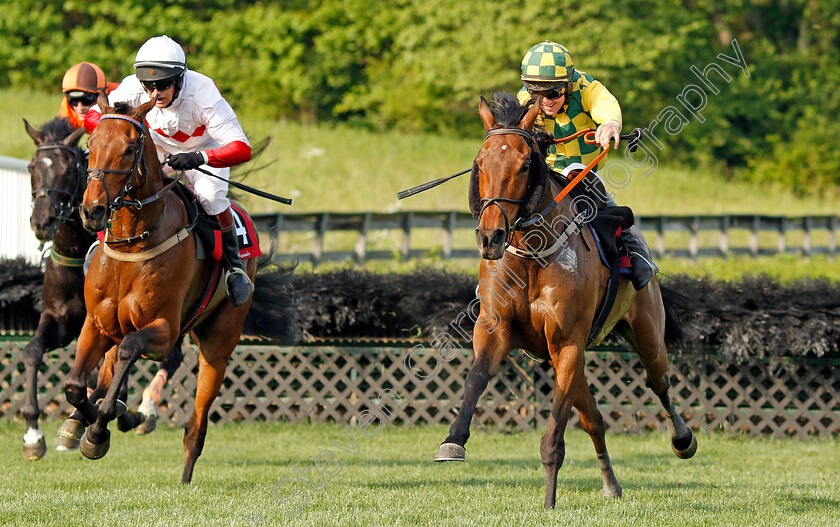 Zanjabeel-0007 
 ZANJABEEL (left, Ross Geraghty) beats MODEM (right) in The Calvin Houghland Iroquois Hurdle Grade 1, Percy Warner Park, Nashville 12 May 2018 - Pic Steven Cargill / Racingfotos.com