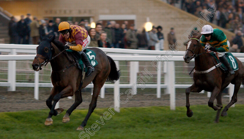 Israel-Champ-0001 
 ISRAEL CHAMP (Tom Scudamore) wins The High Sheriff Of Gloucestershire And Racing Remember Standard Open National Hunt Flat Race
Cheltenham 17 Nov 2019 - Pic Steven Cargill / Racingfotos.com