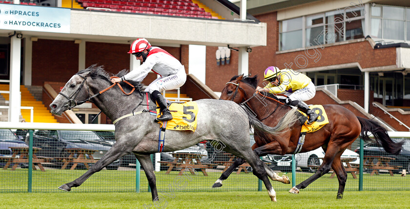 Top-Rank-0002 
 TOP RANK (P J McDonald) beats MY OBERON (right) in The Betfair Superior Mile Stakes
Haydock 5 Sep 2020 - Pic Steven Cargill / Racingfotos.com