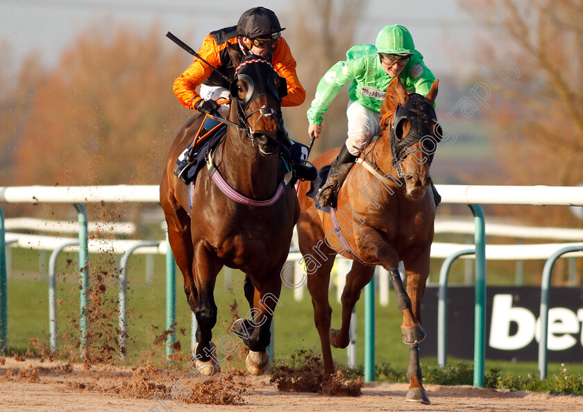 The-Right-Choice-0002 
 THE RIGHT CHOICE (right, Sebastian Woods) beats POINT ZERO (left) in The Betway Classified Claiming Stakes
Southwell 11 Dec 2018 - Pic Steven Cargill / Racingfotos.com