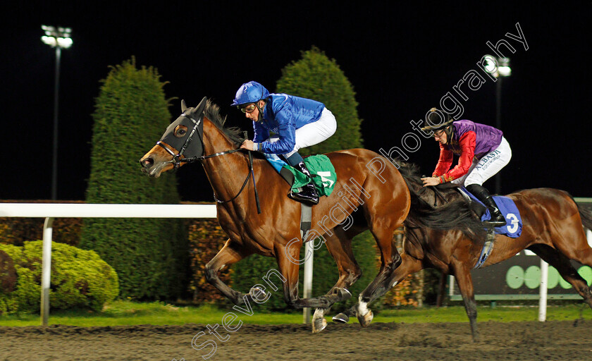 Final-Applause-0002 
 FINAL APPLAUSE (William Buick) wins The Unibet 3 Uniboosts A Day EBF Fillies Novice Stakes Div2
Kempton 11 Nov 2020 - Pic Steven Cargill / Racingfotos.com