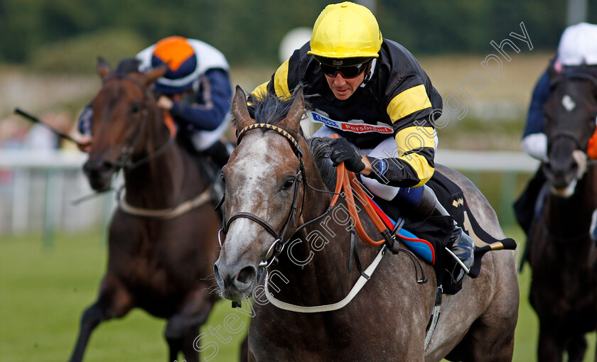 Gentleman-At-Arms-0007 
 GENTLEMAN AT ARMS (Jim Crowley) wins The Dave Gee 50th Birthday Handicap
Nottingham 10 Aug 2021 - Pic Steven Cargill / Racingfotos.com