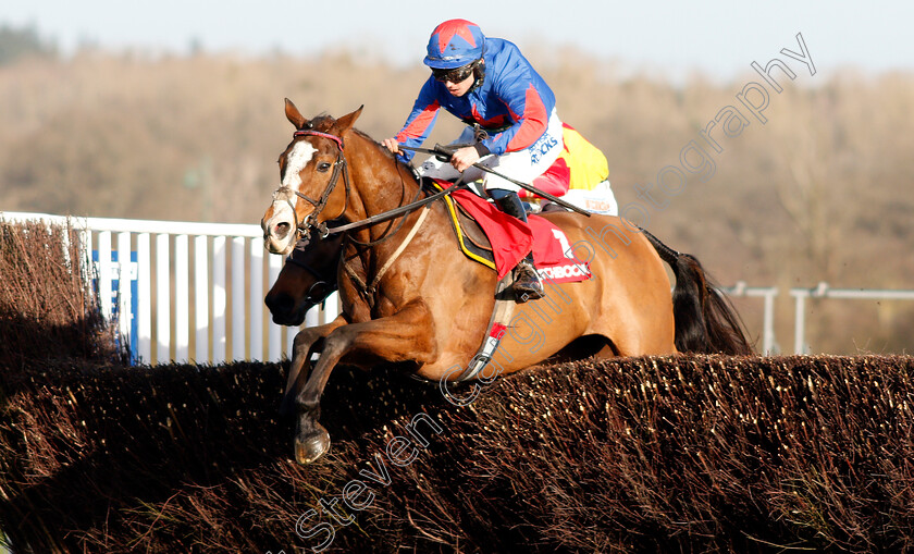 Townshend-0001 
 TOWNSHEND (Jamie Nield) wins The Matchbook Amateur Riders Handicap Chase
Ascot 18 Jan 2020 - Pic Steven Cargill / Racingfotos.com