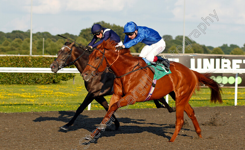 Mo assess-0002 
 MO'ASSESS (Oisin Murphy) beats ARAMAIC (left) in The Unibet Casino Deposit £10 Get £40 Bonus Novice Stakes Div2
Kempton 4 Aug 2021 - Pic Steven Cargill / Racingfotos.com