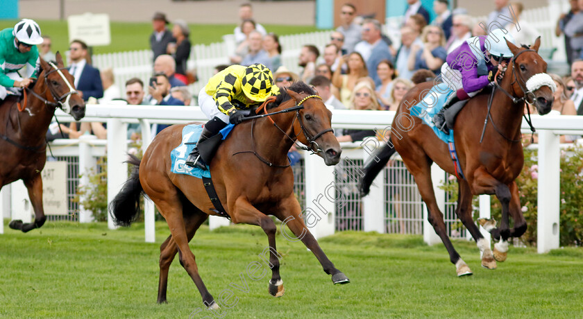 Miss-Fascinator-0004 
 MISS FASCINATOR (Silvestre de Sousa) wins The John Guest Racing British EBF Fillies Novice Stakes
Ascot 26 Jul 2024 - Pic Steven Cargill / Racingfotos.com