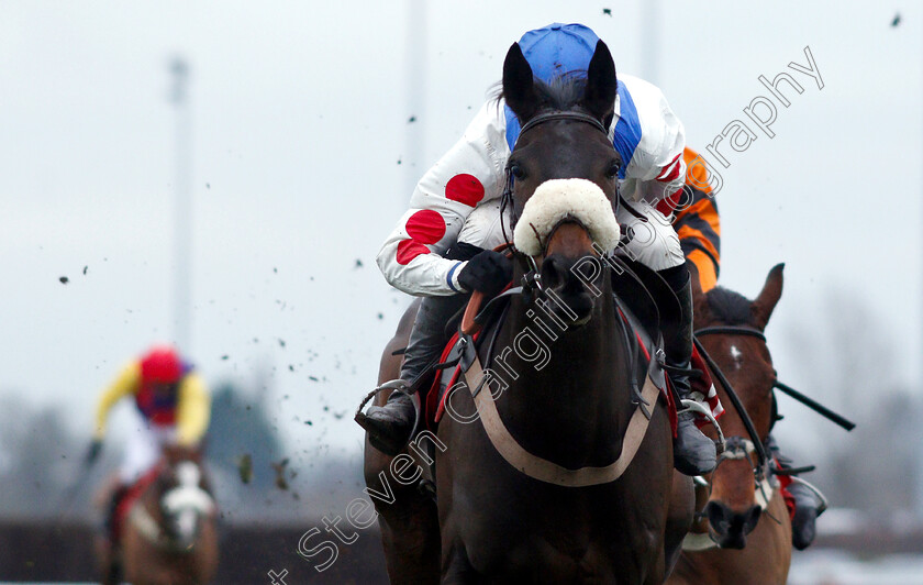 Clan-Des-Obeaux-0012 
 CLAN DES OBEAUX (Harry Cobden) wins The 32Red King George VI Chase
Kempton 26 Dec 2018 - Pic Steven Cargill / Racingfotos.com