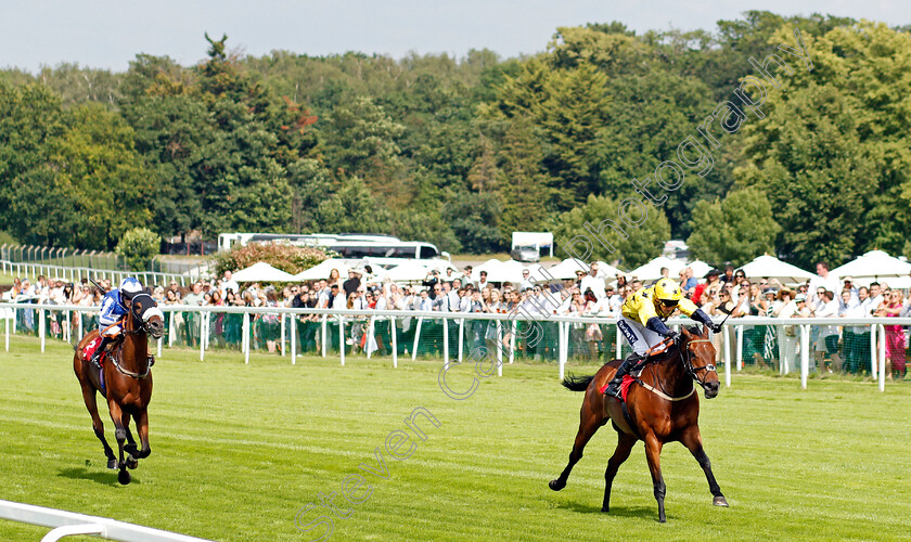 Euchen-Glen-0004 
 EUCHEN GLEN (Paul Mulrennan) beats FOX TAL (left) in The Davies Insurance Services Gala Stakes
Sandown 2 Jul 2021 - Pic Steven Cargill / Racingfotos.com