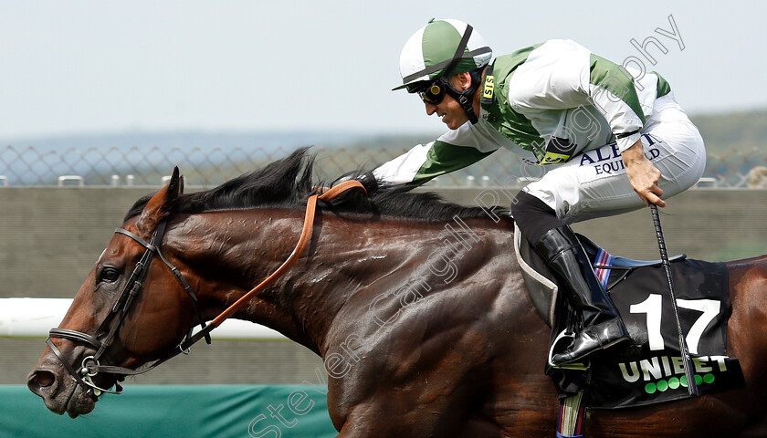 Beat-Le-Bon-0007 
 BEAT LE BON (Pat Dobbs) wins The Unibet Golden Mile Handicap
Goodwood 2 Aug 2019 - Pic Steven Cargill / Racingfotos.com