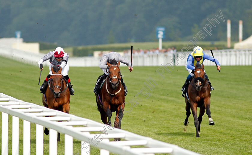 Southern-Voyage-0001 
 SOUTHERN VOYAGE (centre, Daniel Tudhope) beats BY STARLIGHT (left) and CAMELOT TALES (right) in The Sebastian's Action Trust Handicap
Ascot 24 Jul 2021 - Pic Steven Cargill / Racingfotos.com