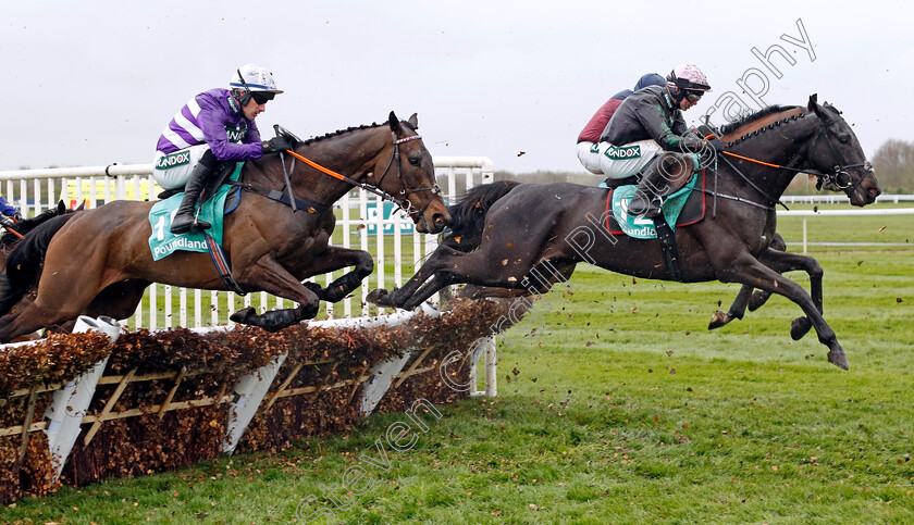 Strong-Leader-and-Rare-Edition-0001 
 STRONG LEADER (right, Sean Bowen) with RARE EDITION (left, Brian Hughes)
Aintree 14 Apr 2023 - Pic Steven Cargill / Racingfotos.com